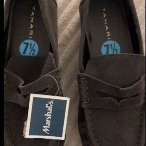 Tahari Teagan Charcoal Grey Suede Penny Loafers Size 7.5 NWT